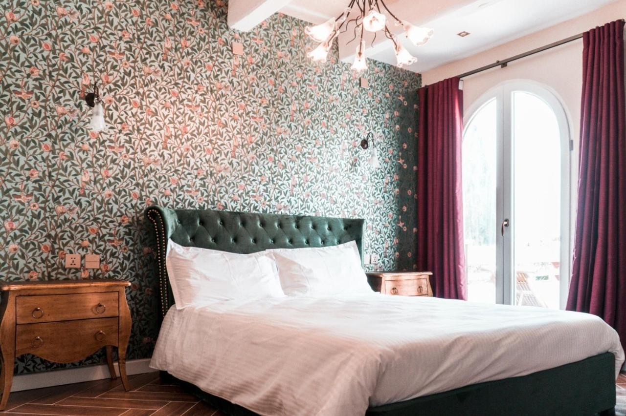 The Red Farm Relais & Spa Iklin Ngoại thất bức ảnh