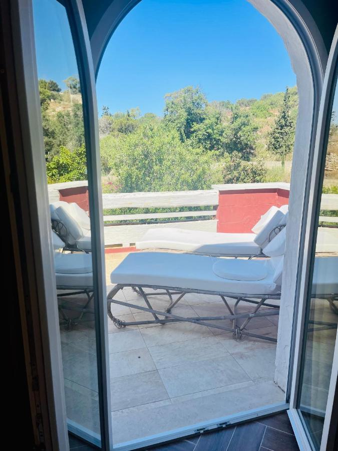 The Red Farm Relais & Spa Iklin Ngoại thất bức ảnh
