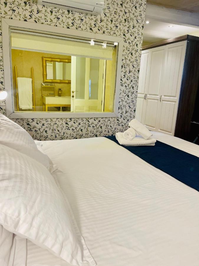 The Red Farm Relais & Spa Iklin Ngoại thất bức ảnh